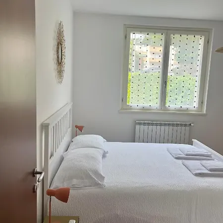 Terrazza E Giardino דירה