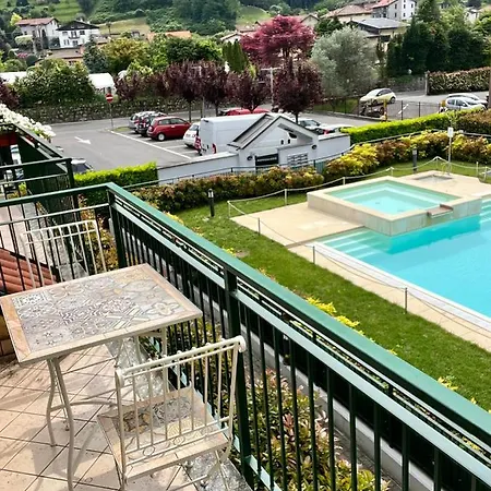 Terrazza E Giardino Apartament